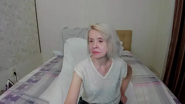 aminalive online show from 09/18/25, 04:37