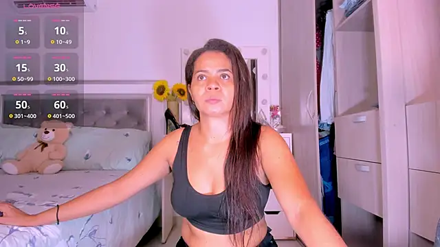 Snapshot of sharonDulce chatting on 02/25/26, 01:50 sharonDulce online show from 02/25/26, 01:50