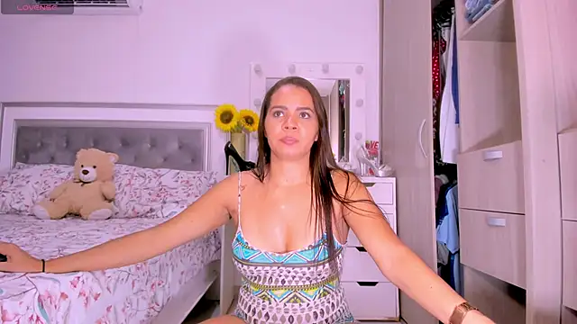 sharonDulce online show from 11/28/25, 01:28