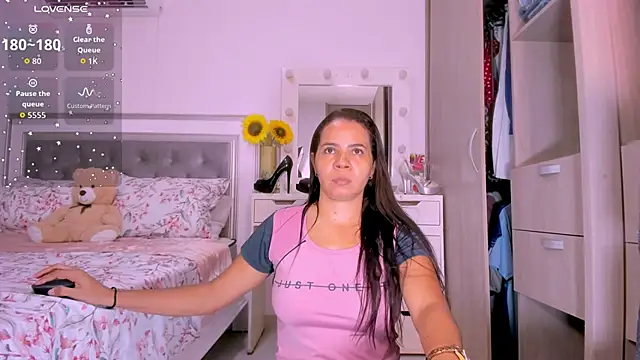 sharonDulce online show from 12/03/25, 12:12