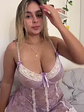 oriana zoeee online show from 12/17/25, 11:10