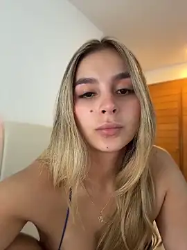 oriana zoeee online show from 06/04/26, 01:10