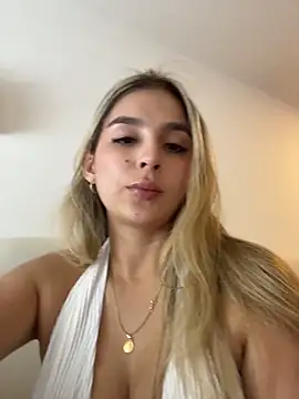 oriana zoeee online show from 05/30/26, 12:17