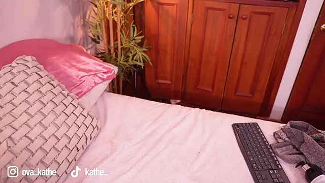 Lucy fit online show from 01/11/26, 10:44