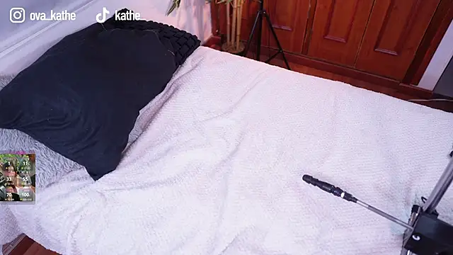 Lucy fit online show from 11/12/25, 11:03