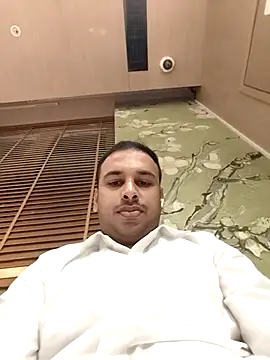 Snapshot of vishnuvinod_india chatting on 01/17/26, 01:04 vishnuvinod india online show from 01/17/26, 01:04