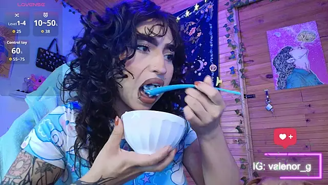 valenor  online show from 11/04/25, 02:26