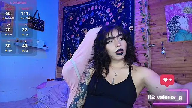 valenor  online show from 10/24/25, 02:10