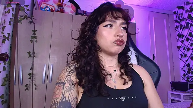 valenor  online show from 07/22/26, 04:14