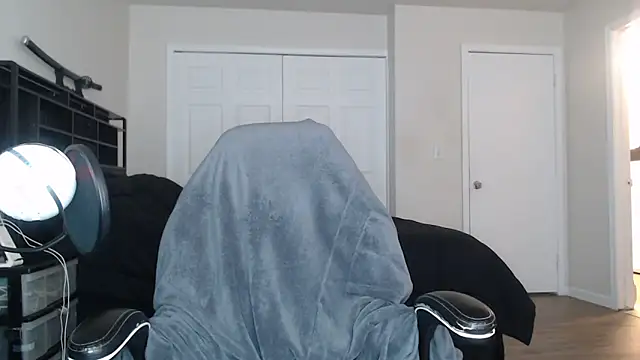 ChrisVacher online show from 04/17/26, 08:11