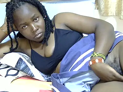 Snapshot of Sweet_ebony20 chatting on 02/14/26, 11:38 Sweet ebony20 online show from 02/14/26, 11:38