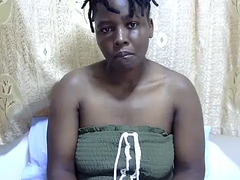 Snapshot of Sweet_ebony20 chatting on 02/24/26, 03:24 Sweet ebony20 online show from 02/24/26, 03:24