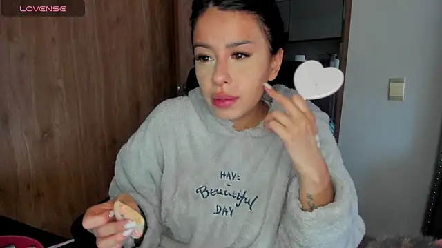 Snapshot of keyn_laurent_1 chatting on 02/28/25, 10:50 keyn laurent 1 online show from 02/28/25, 10:50