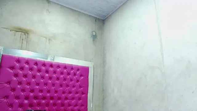 Snapshot of nataly_sex_ chatting on 03/17/25, 11:35 nataly sex online show from 03/17/25, 11:35