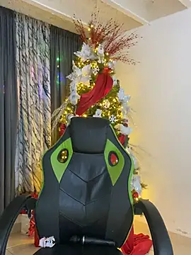caroline23 x online show from 12/10/24, 09:44