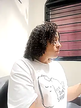 Snapshot of DannaBerry chatting on 10/08/25, 03:02 DannaBerry online show from 10/08/25, 03:02