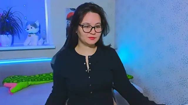 EsterLogan online show from 11/29/25, 08:14