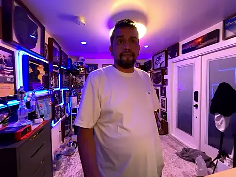 Briefs bud online show from 12/02/25, 06:48