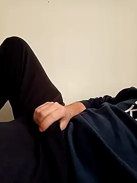 ScalicHat69 online show from 04/09/26, 10:10