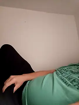 ScalicHat69 online show from 04/13/26, 05:17