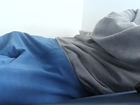 ScalicHat69 online show from 12/15/25, 10:32