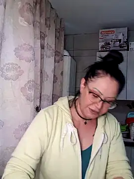 x  KHALEESI  x online show from 11/06/25, 12:09