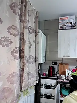 x  KHALEESI  x online show from 11/08/25, 03:48