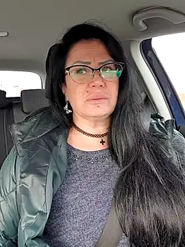 x  KHALEESI  x online show from 10/21/25, 07:30