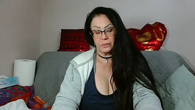 x  KHALEESI  x online show from 10/06/25, 09:15