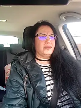 x  KHALEESI  x online show from 02/25/26, 11:21