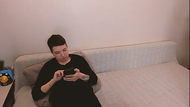 secret dreams   online show from 02/09/26, 02:26