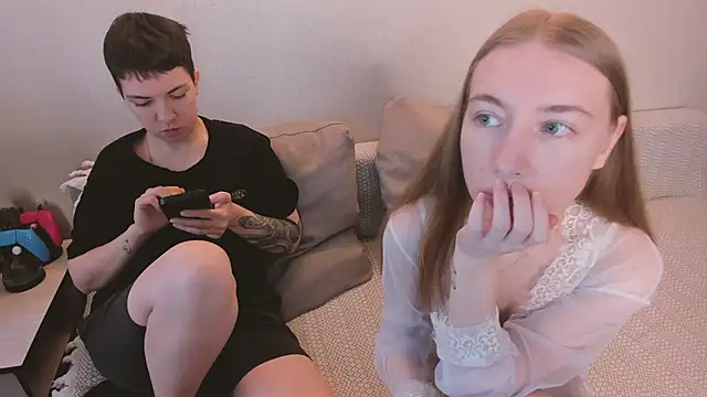 secret dreams   online show from 02/26/26, 08:58