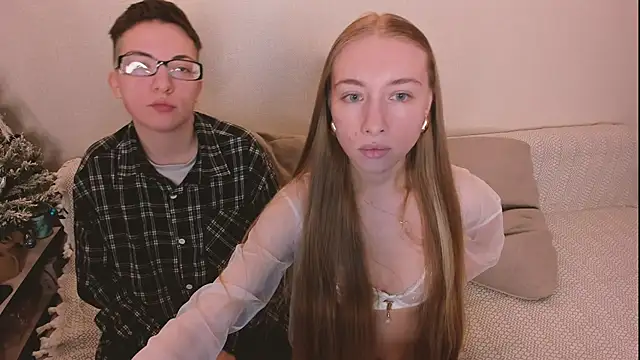 secret dreams   online show from 01/18/26, 05:49