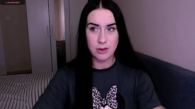 LadyStacy online show from 12/15/25, 09:04