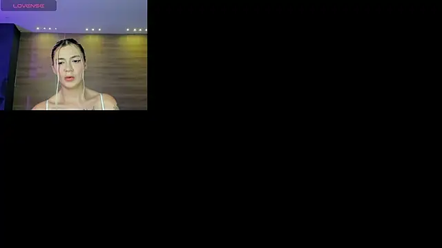 NiaHolland online show from 02/27/26, 07:57