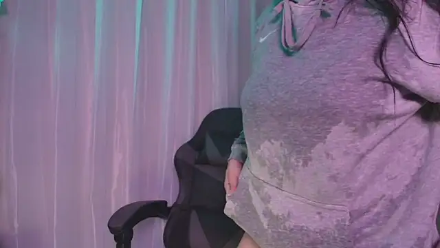 NinaMichelle online show from 02/20/25, 08:36