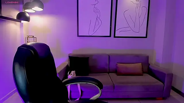 NinaMichelle online show from 07/16/26, 06:38