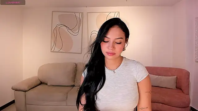 MollyJones  online show from 05/22/26, 07:01