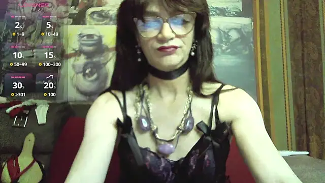 Snapshot of TheBlackWtch chatting on 11/21/25, 10:20 TheBlackWtch online show from 11/21/25, 10:20