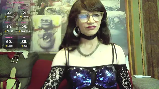 Snapshot of TheBlackWtch chatting on 10/07/25, 03:57 TheBlackWtch online show from 10/07/25, 03:57