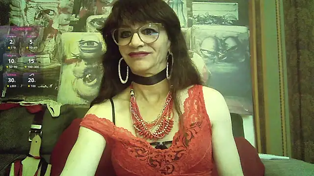 Snapshot of TheBlackWtch chatting on 09/21/25, 12:21 TheBlackWtch online show from 09/21/25, 12:21