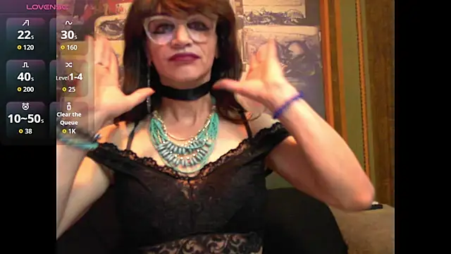 Snapshot of TheBlackWtch chatting on 04/17/26, 11:18 TheBlackWtch online show from 04/17/26, 11:18
