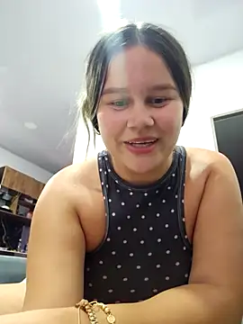 sweet lucia online show from 11/08/25, 09:51