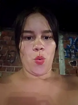 sweet lucia online show from 02/10/26, 11:59