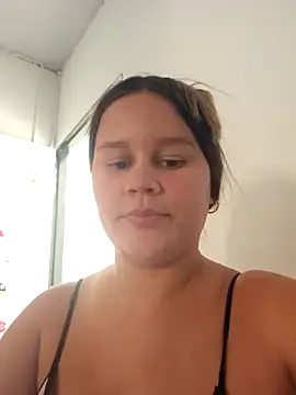 sweet lucia online show from 11/02/25, 03:17