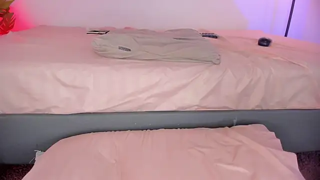 hot booty  online show from 04/11/26, 06:11