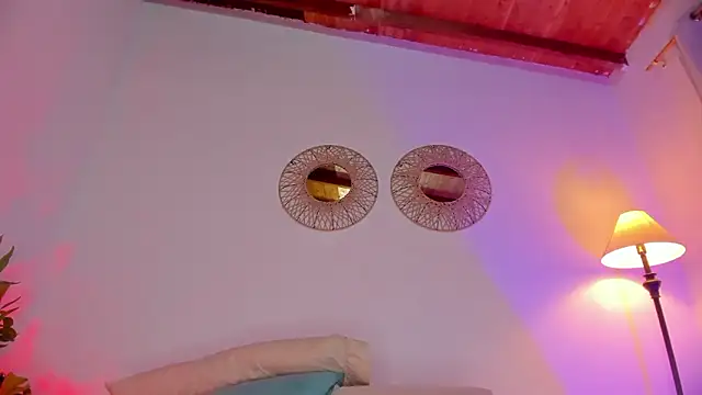 hot booty  online show from 02/25/26, 12:00