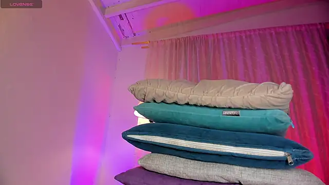 hot booty  online show from 03/13/25, 04:16