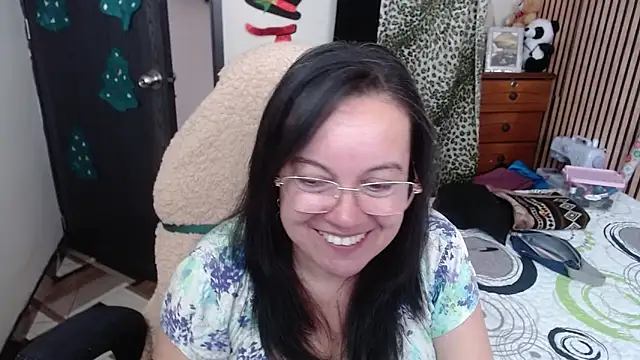 Sonialorens  online show from 12/20/25, 06:55