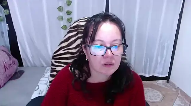 Snapshot of Sonialorens_ chatting on 02/05/25, 03:09 Sonialorens online show from 02/05/25, 03:09